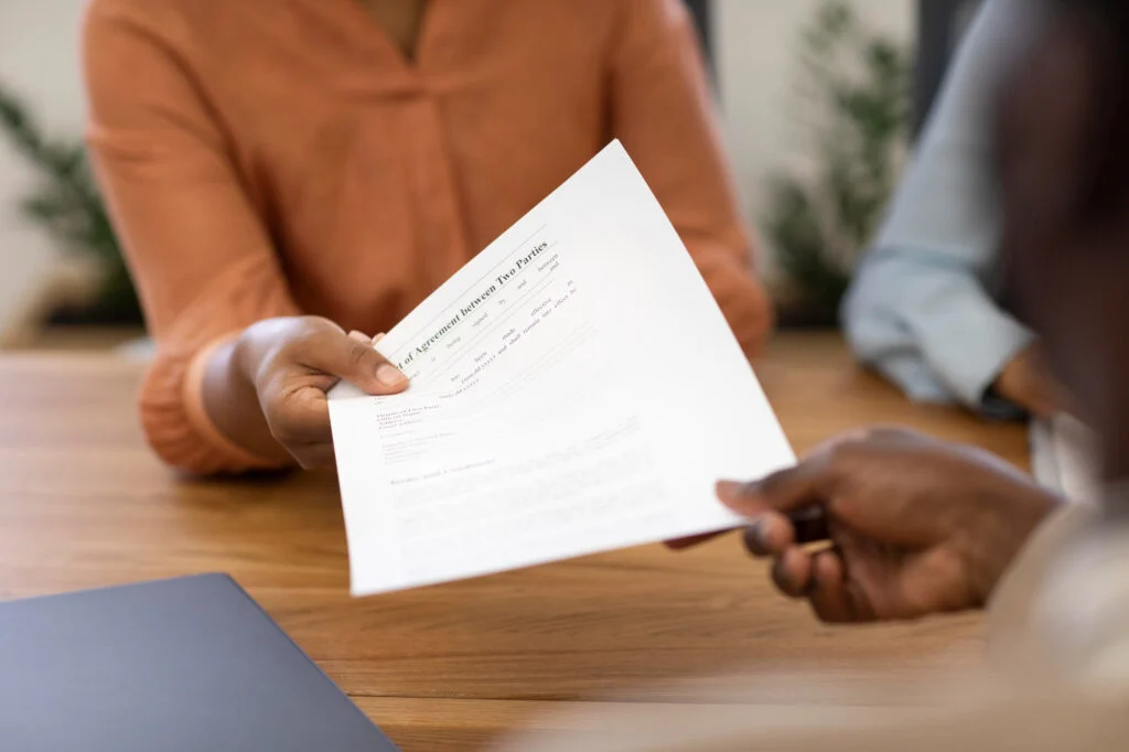 How to write an offer letter that’s actually legally compliant for your state